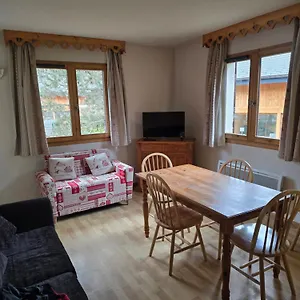 - E12 Appartement
